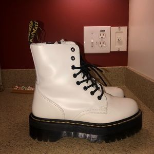 Doc Marten’s White Jadon